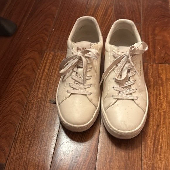 Coach Gym Shoes - Picture 4 of 5